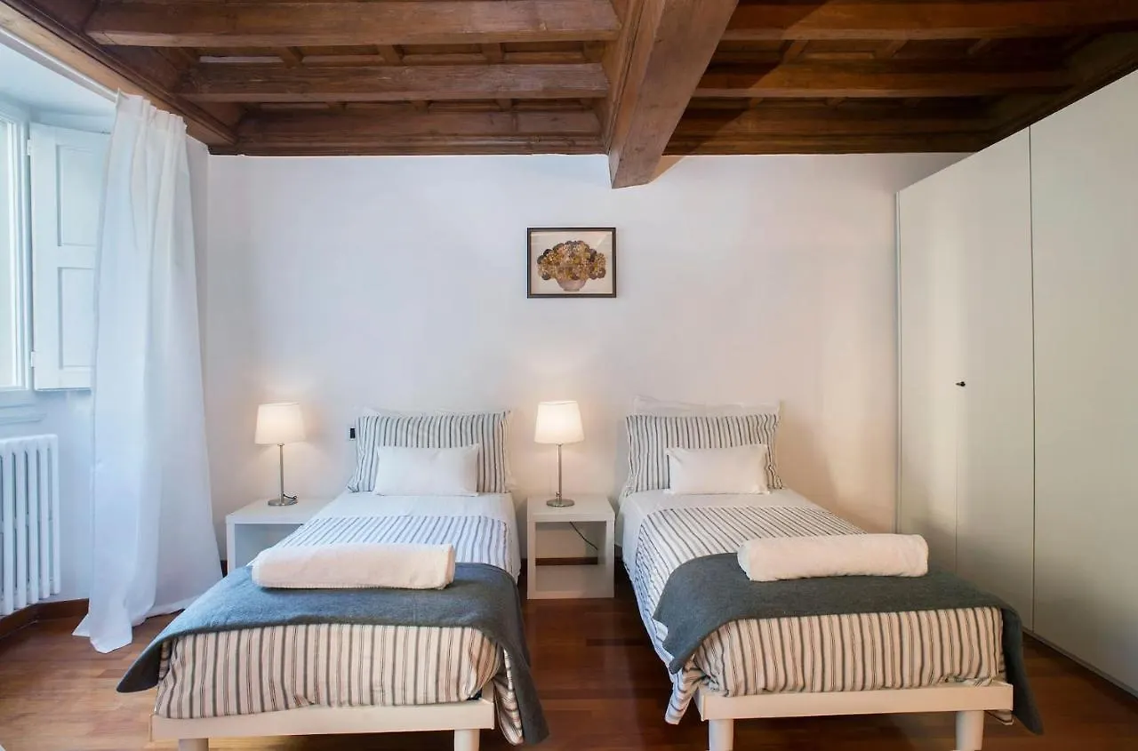 Visconti Di Modrone Palace Heart Of Florence Apartment